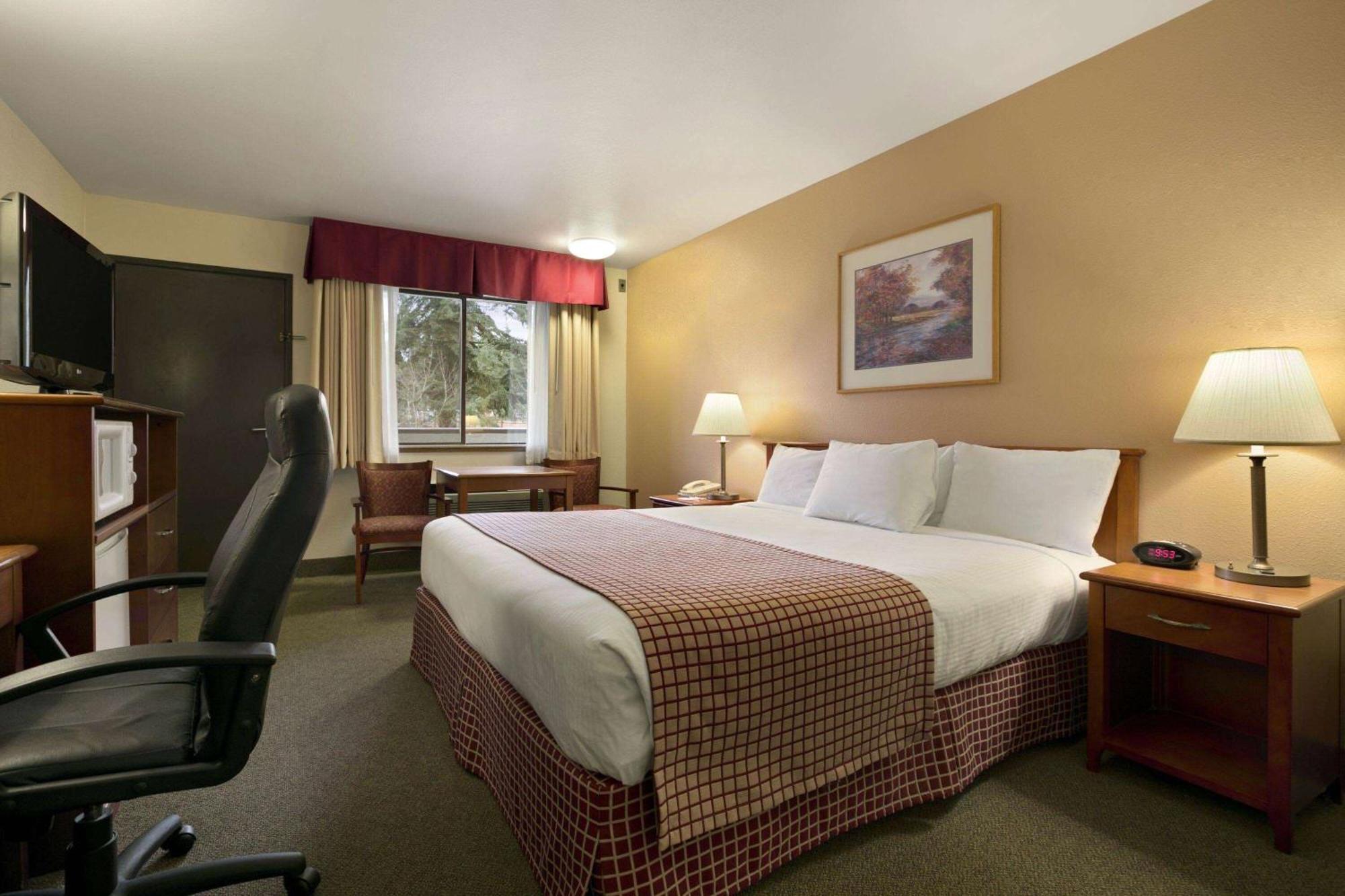 מלון Baymont By Wyndham Seattle/Kirkland Wa מראה חיצוני תמונה