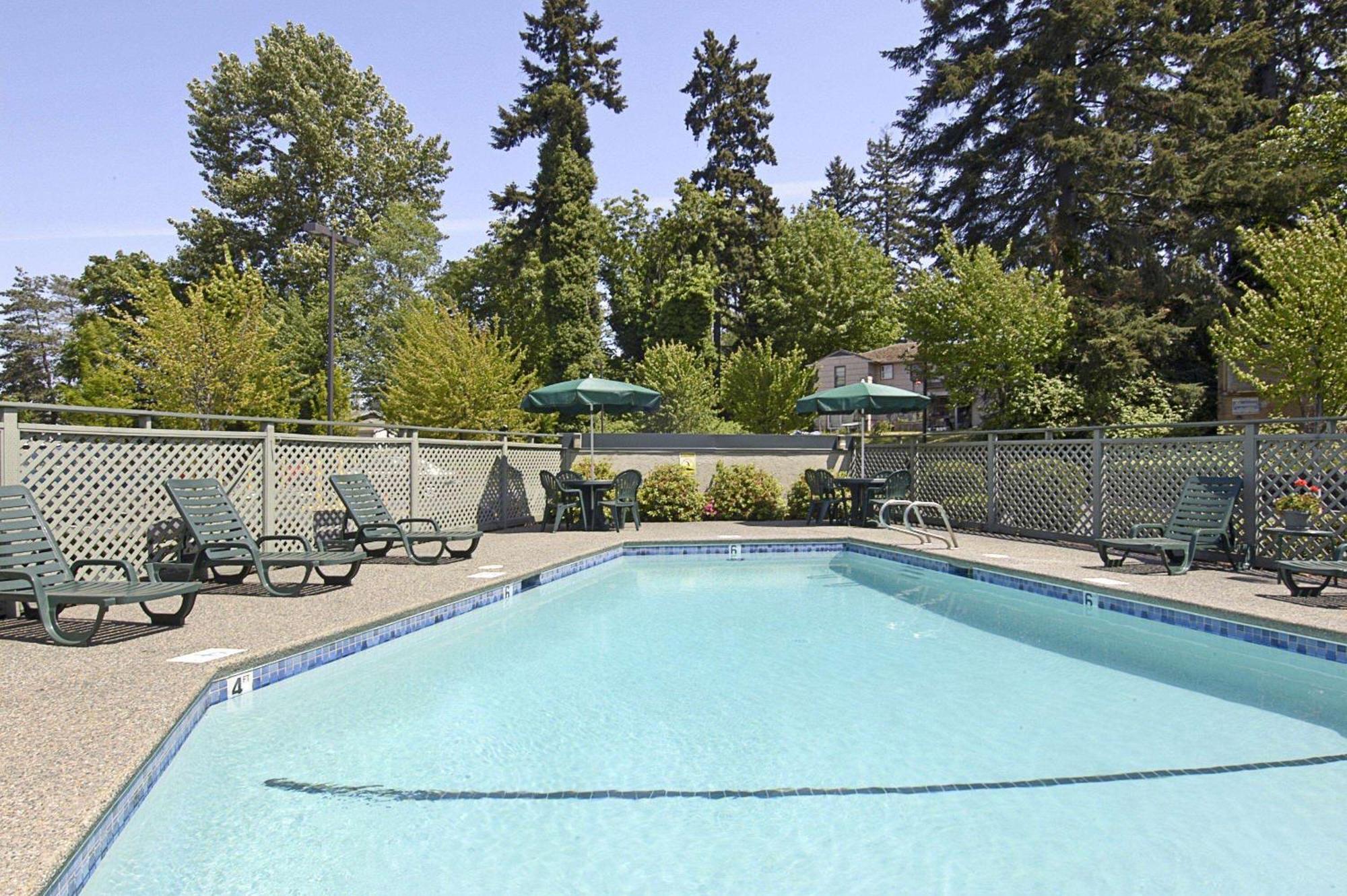 מלון Baymont By Wyndham Seattle/Kirkland Wa מראה חיצוני תמונה