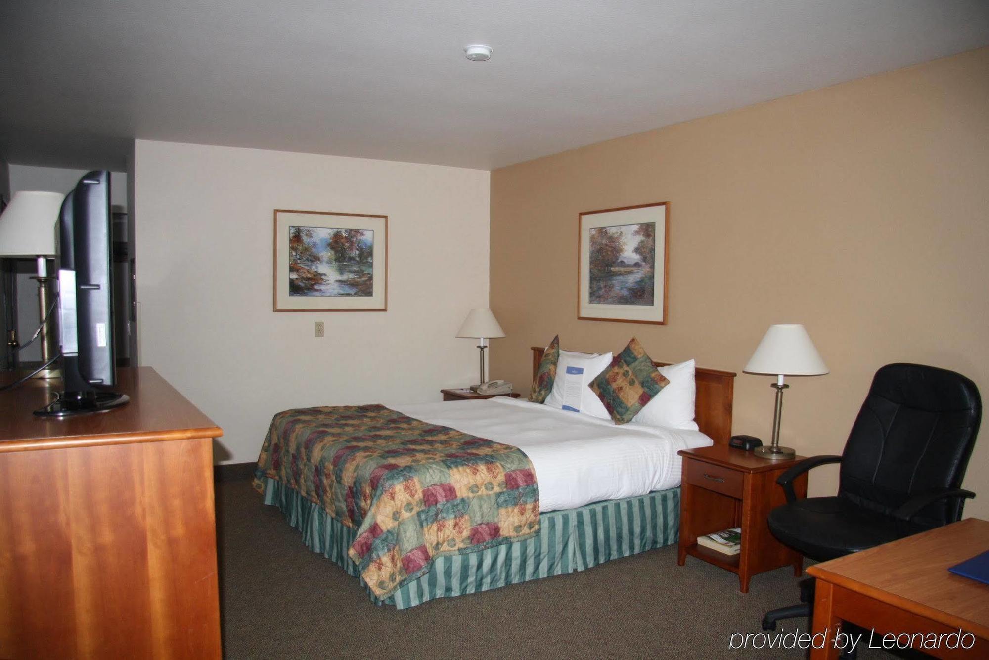 מלון Baymont By Wyndham Seattle/Kirkland Wa מראה חיצוני תמונה
